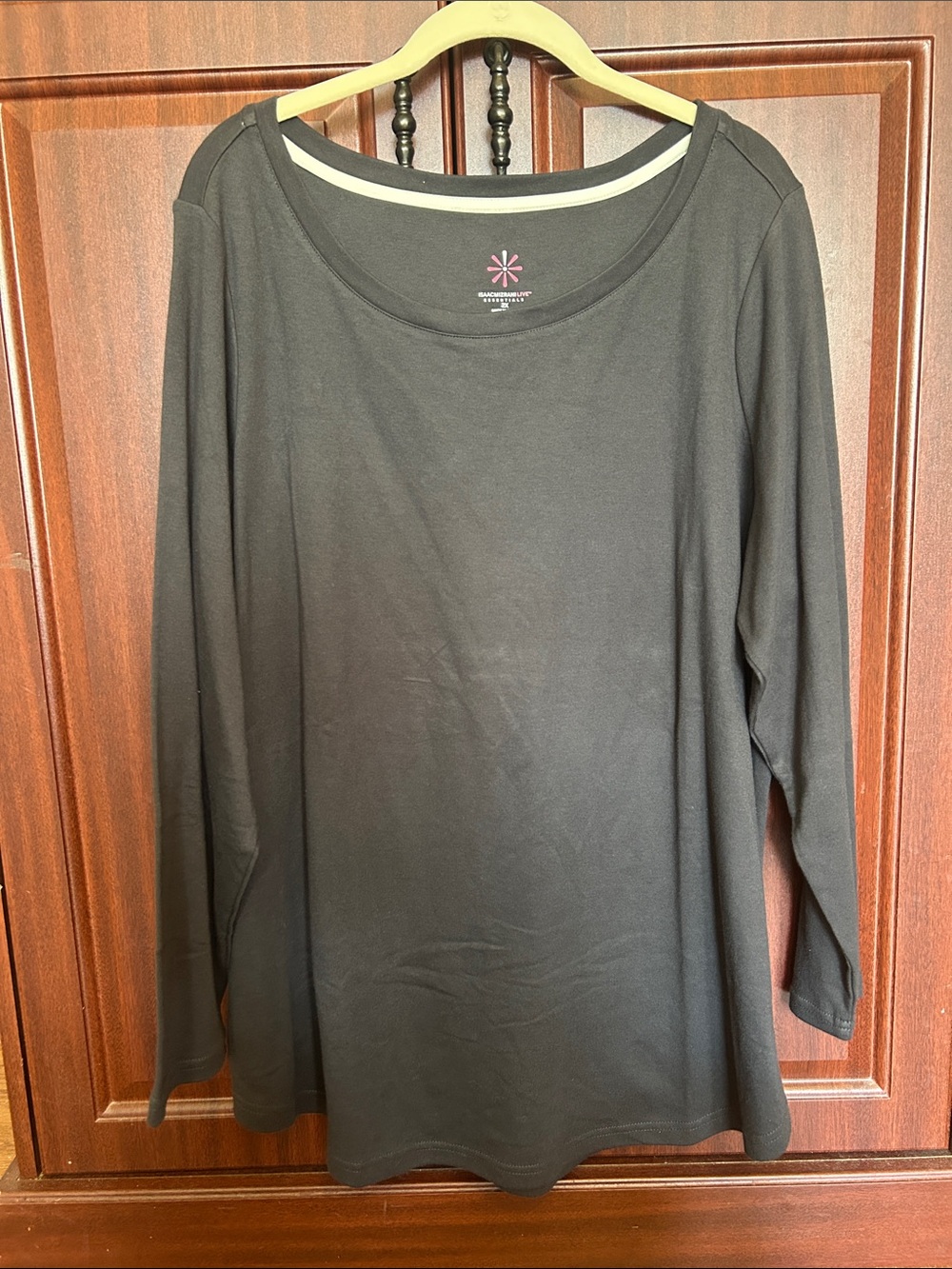 Isaac Mizrahi Black Long-Sleeve Scoop Neck Tee